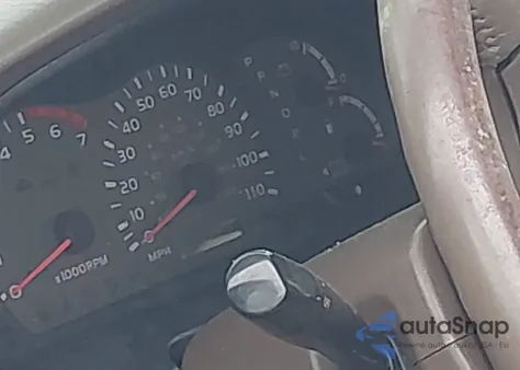 2001 Toyota Sequoia Sr5 V8 from USA, damaged, VIN 5TDBT44A71S051262